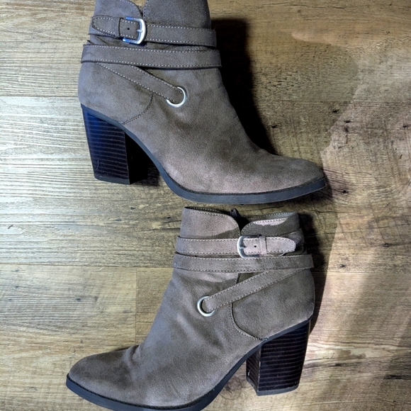 Style & Co Women's Ankle Boots, Size 8.5 - Picture 8 of 10